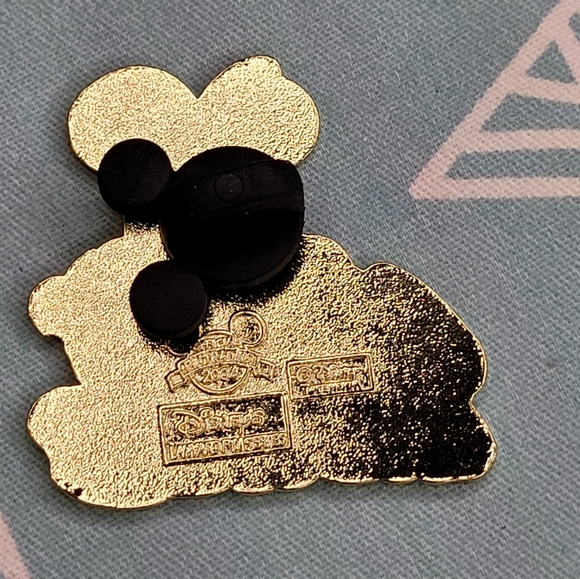⭐3 FOR $9, Minnie Mouse Disney Trading Pin - Picture 2 of 2